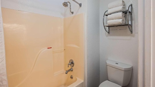 SureStay Plus Hotel by Best Western San Antonio Airport image 2