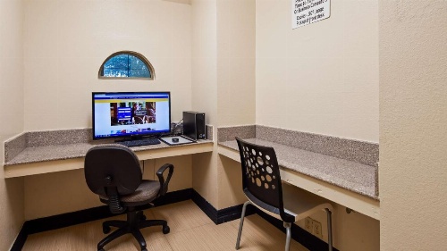 SureStay Plus Hotel by Best Western San Antonio Airport image 16